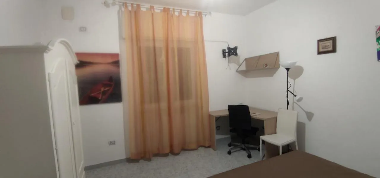 Dream House Toti - Near Central Railway Station Renewed Bari